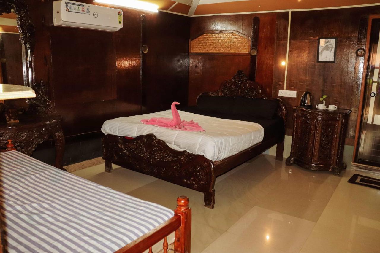 Kerala Bamboo House 호텔 바르칼라 외부 사진