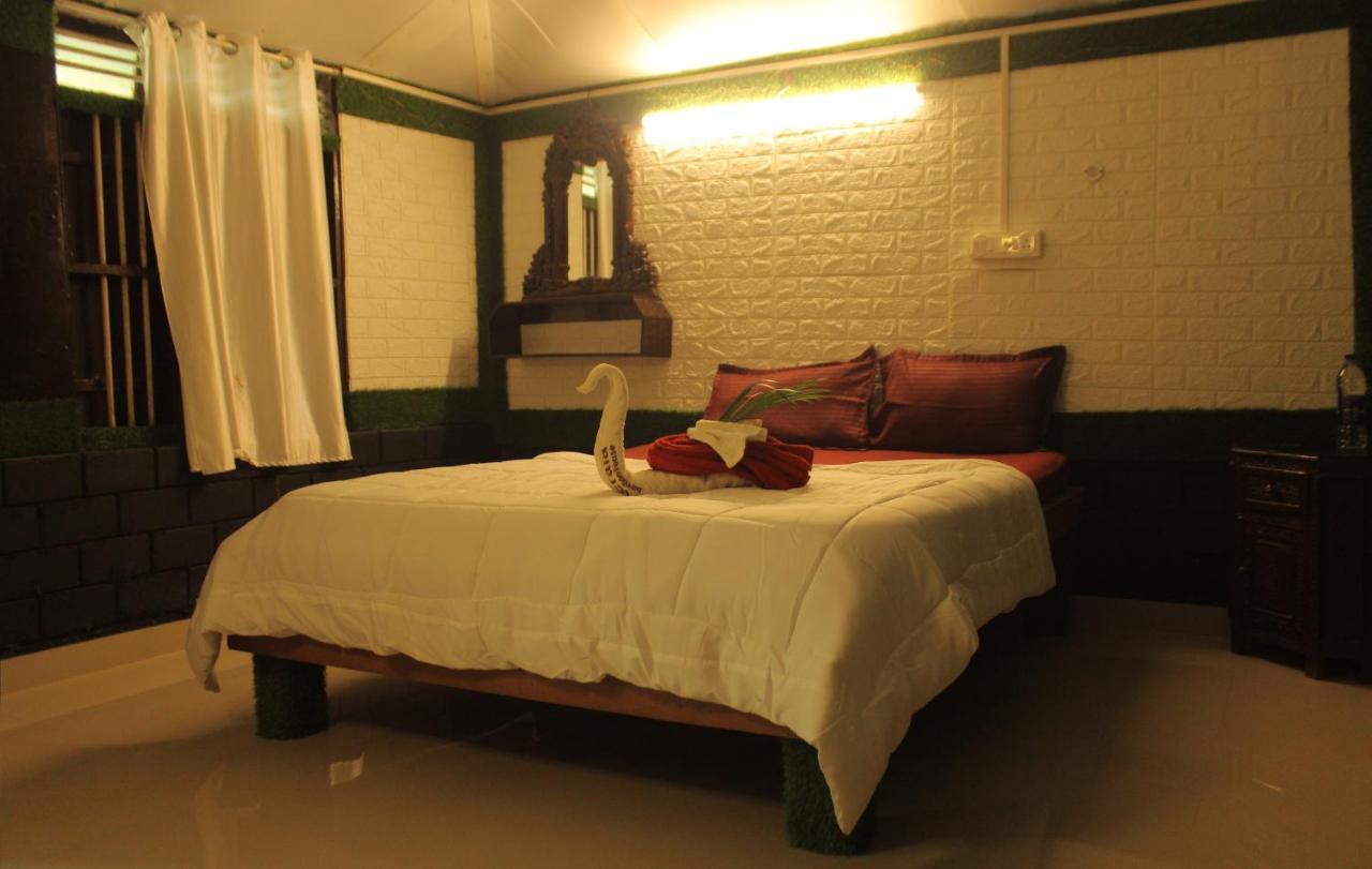 Kerala Bamboo House 호텔 바르칼라 외부 사진