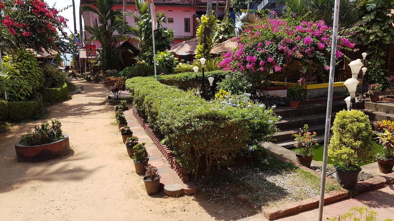 Kerala Bamboo House 호텔 바르칼라 외부 사진