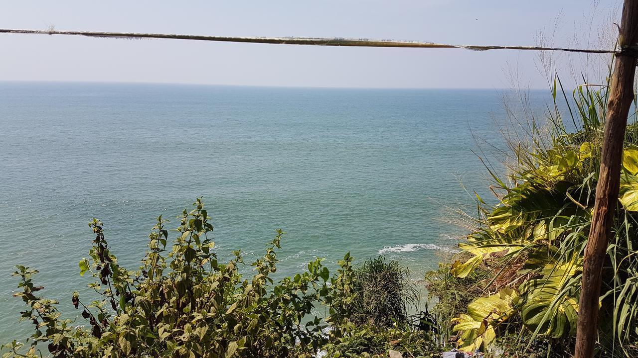Kerala Bamboo House 호텔 바르칼라 외부 사진